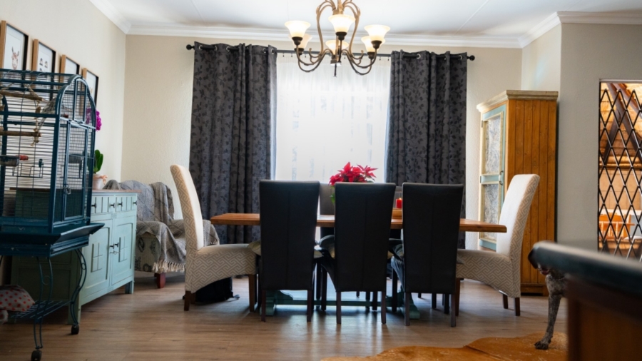 4 Bedroom Property for Sale in Wilkoppies North West